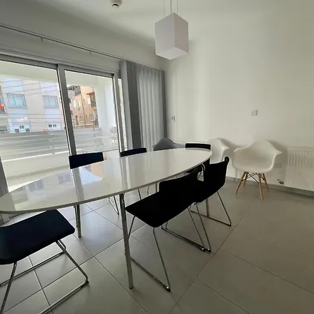 Ay Kasianis By Platform 357 Apartment